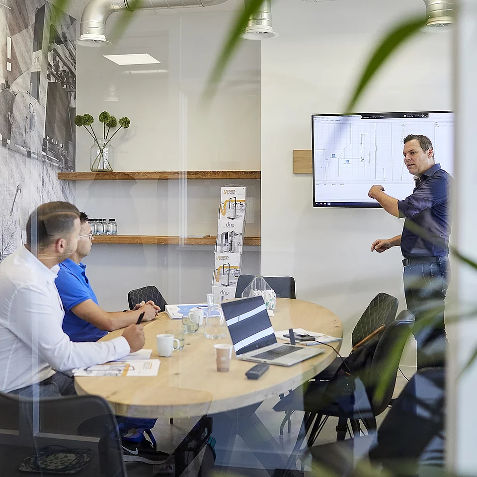 HR_20190709_F3Design_NipperMovie-0033__31